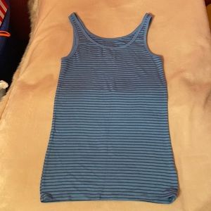 3x$10🖤 Merona sz L blue and black stripped super stretchy tank top